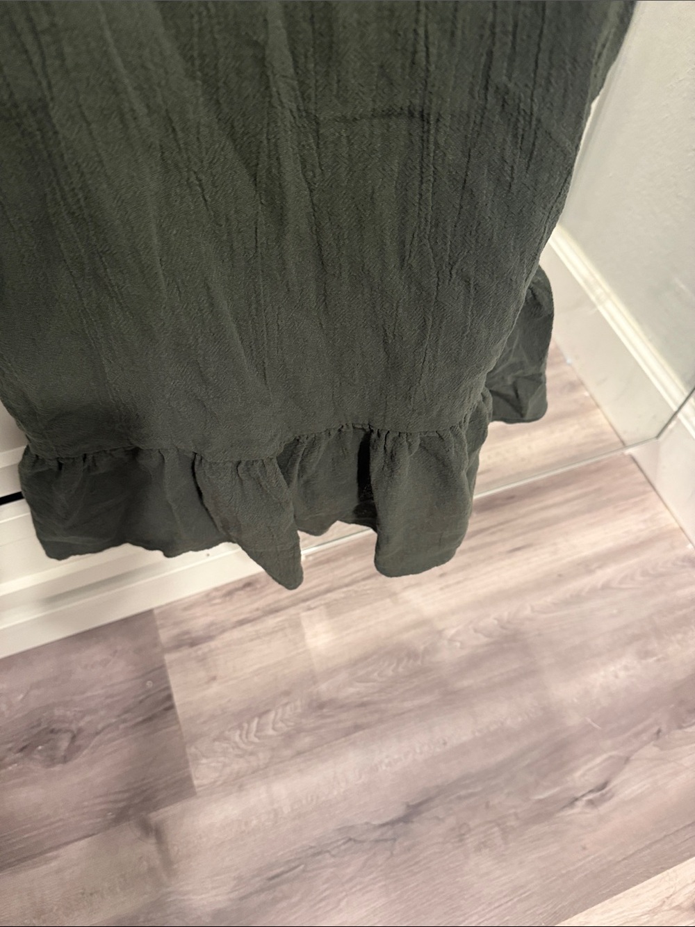 Olive Green Ruffled-Hem Linen dress - Picture 5 of 5